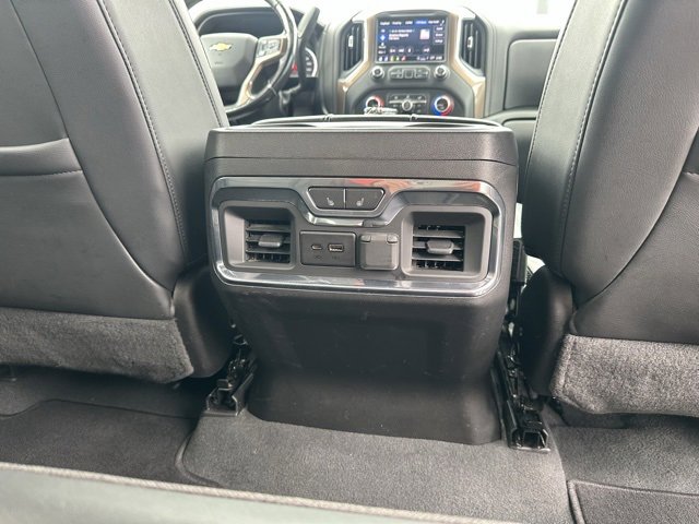 2023 Chevrolet Silverado 2500HD High Country photo 14