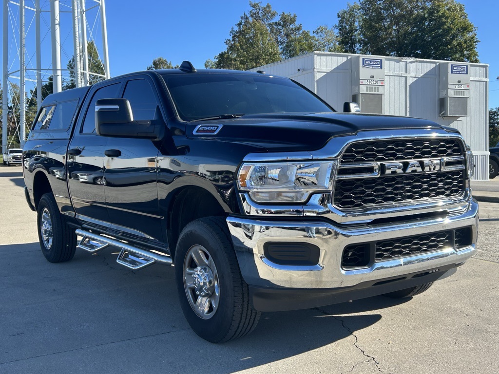 2024 Ram 2500 Tradesman photo 3
