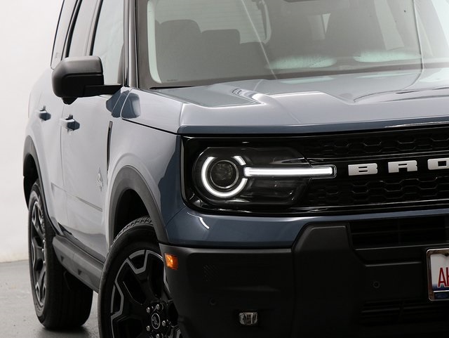 2025 Ford Bronco Sport Outer Banks photo 4