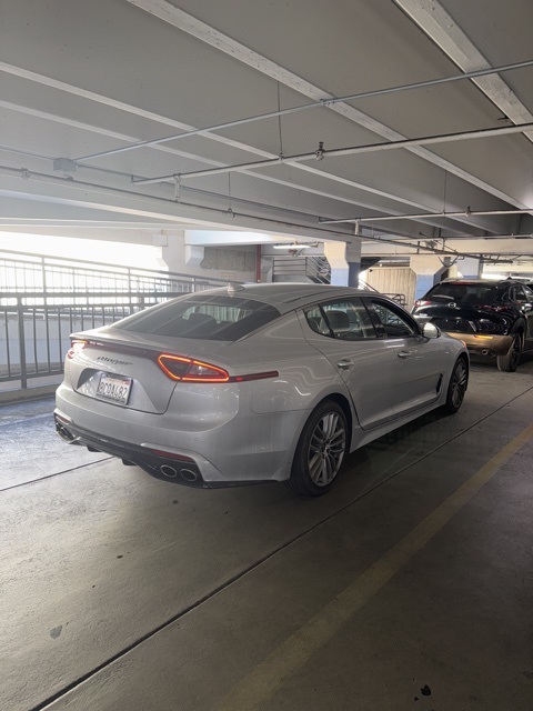 2018 Kia Stinger photo 3