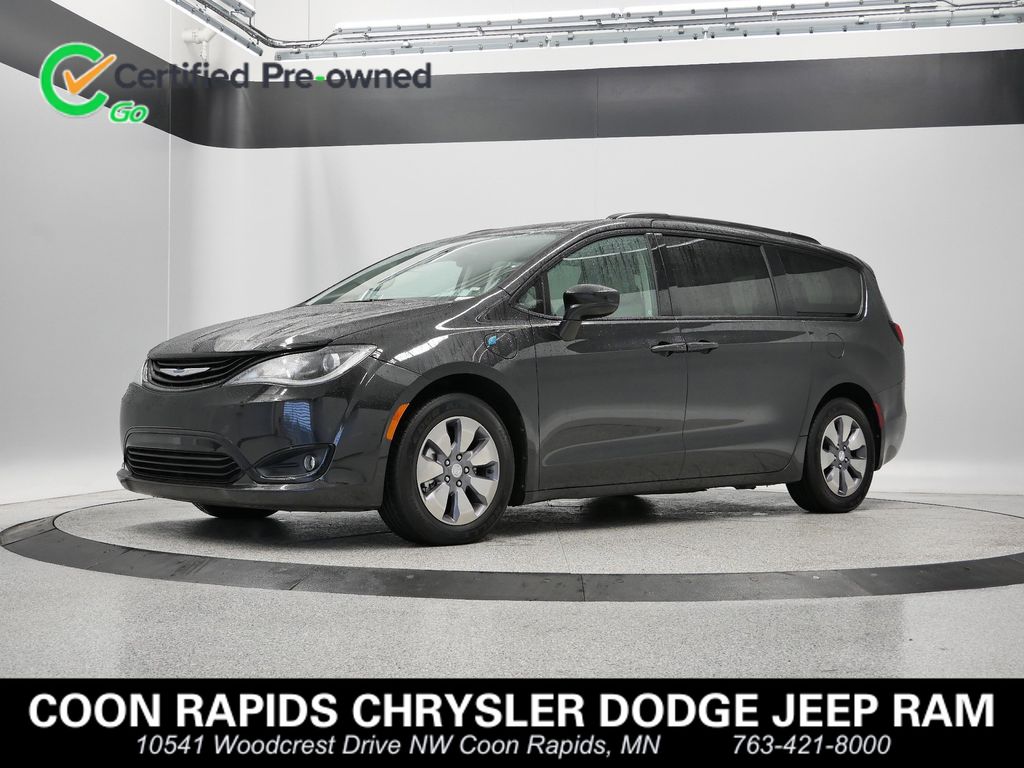 2018 Chrysler Pacifica Hybrid Touring Plus