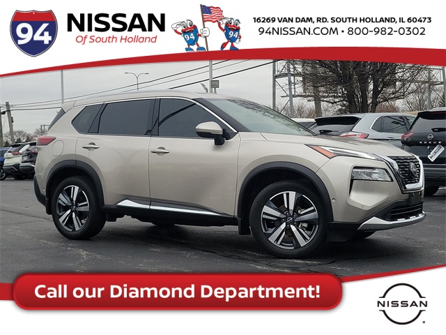 2023 Nissan Rogue Platinum's photo