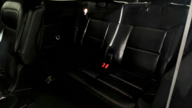 Used 2023 SILVER Ford Limited image 25