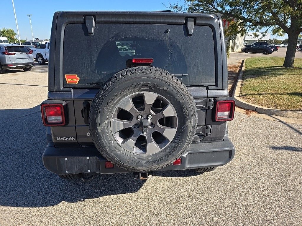 2018 Jeep Wrangler Unlimited Sahara photo 5