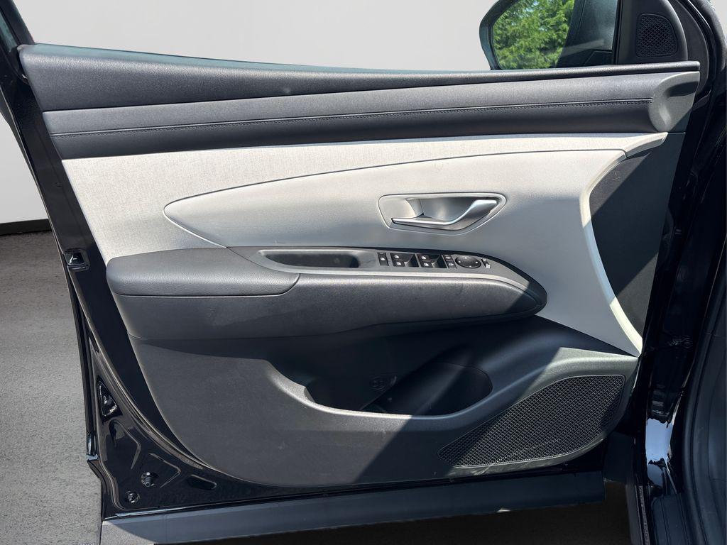 2025 Hyundai Tucson SEL Convenience photo 15