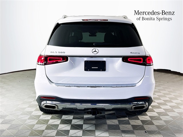2023 Mercedes Benz GLS 580 4MATIC photo 4