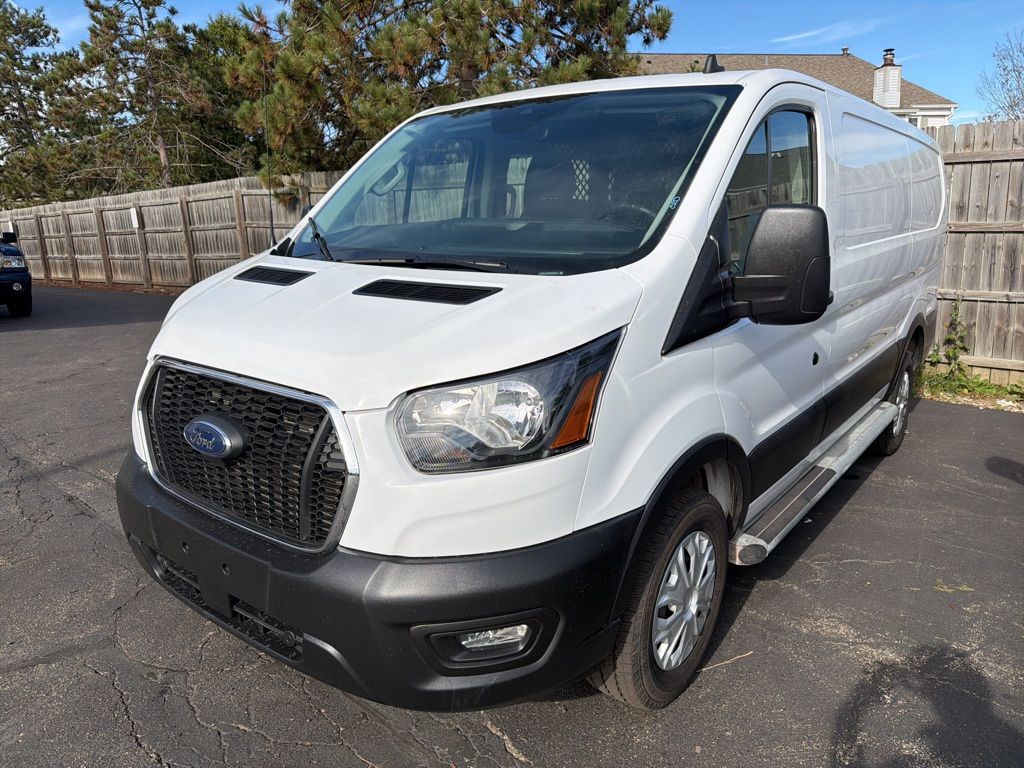 2024 Ford Transit photo 2