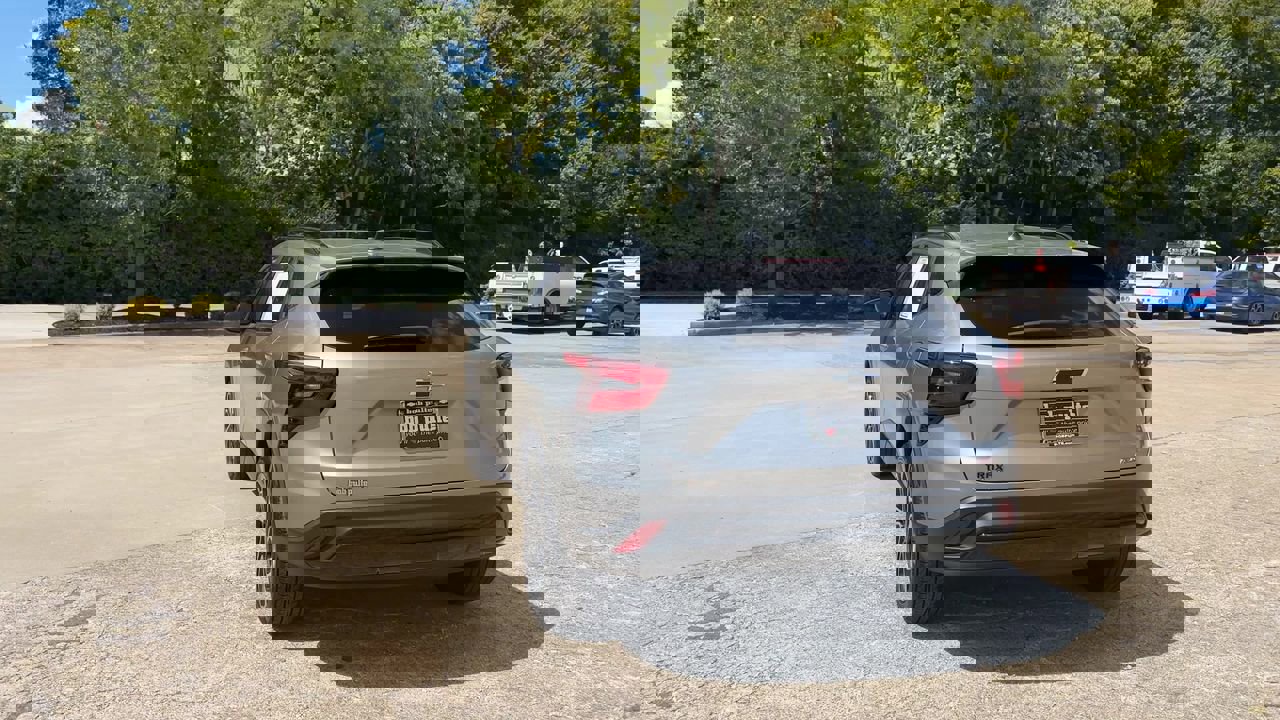 2024 Chevrolet Trax photo 7