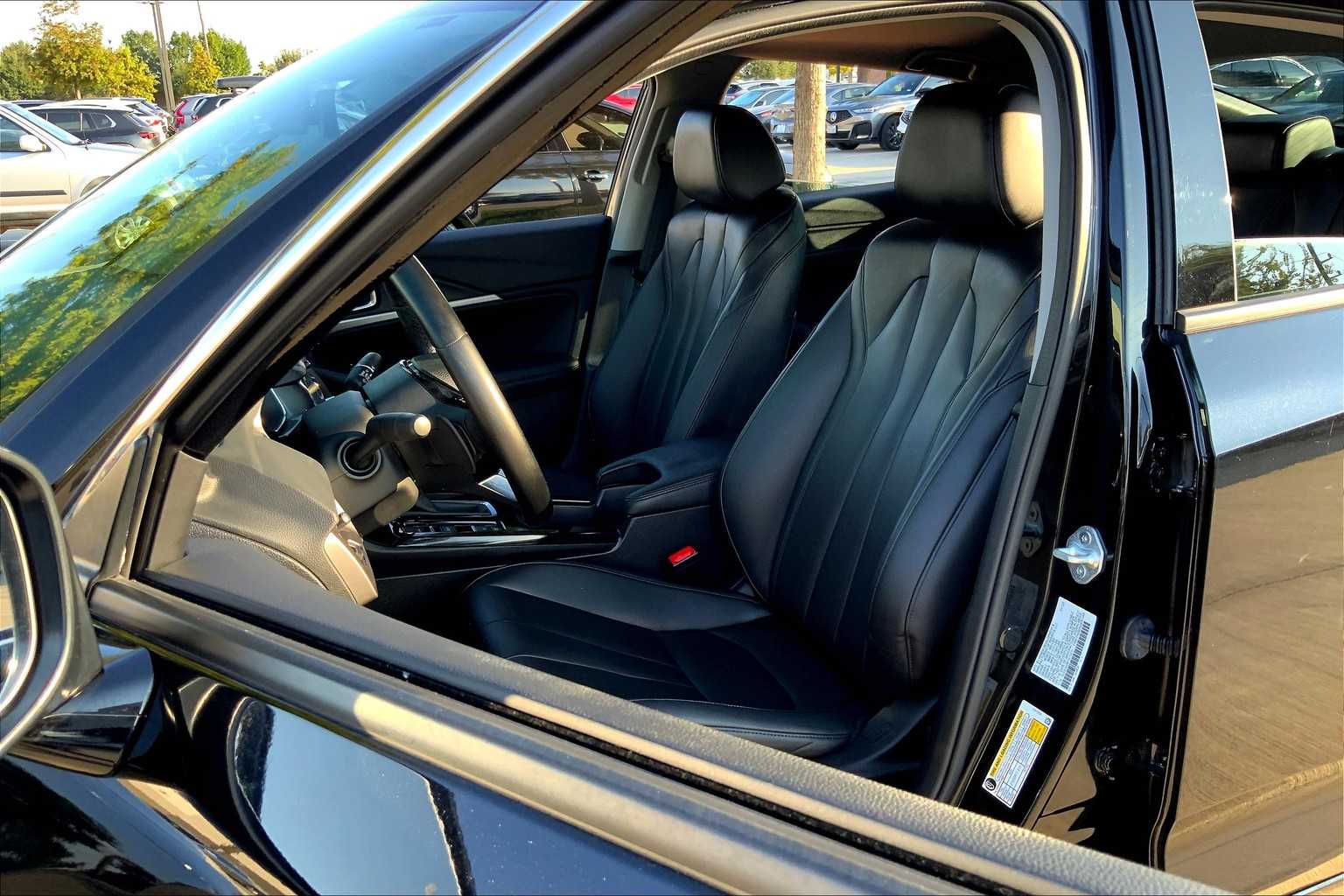 2023 Acura Integra Base photo 7
