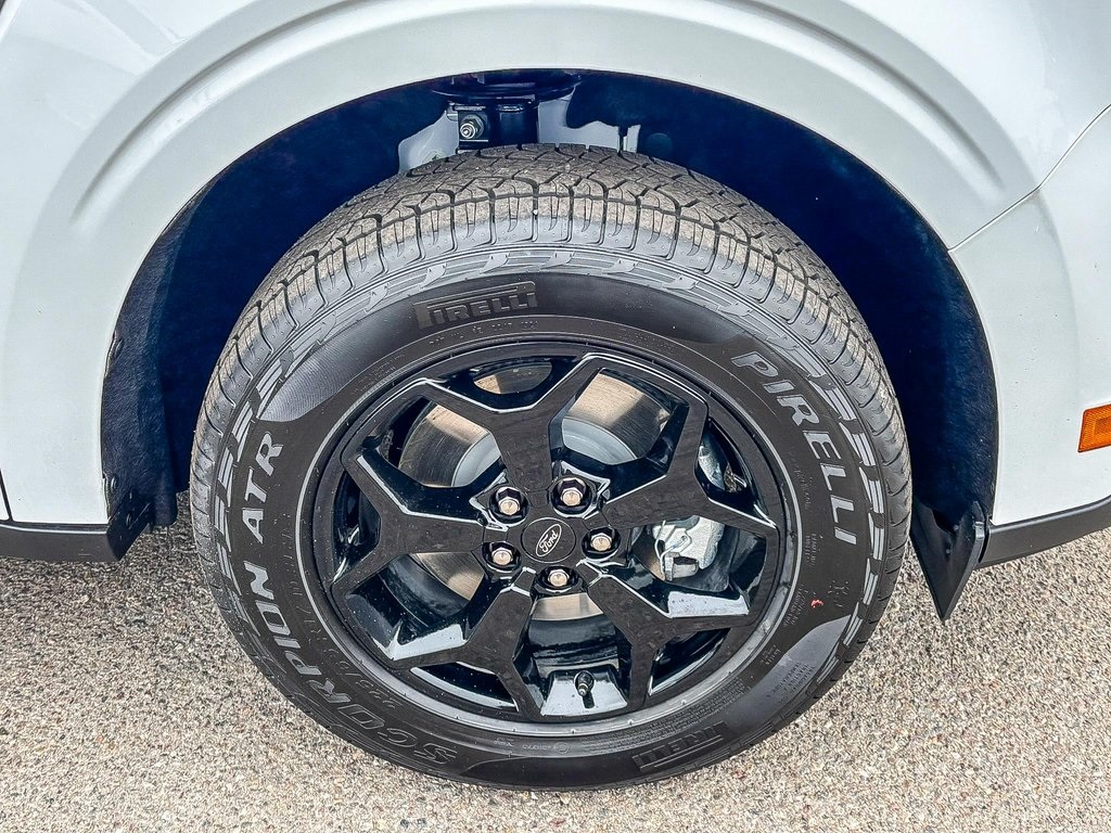 2025 Ford Maverick XLT photo 11
