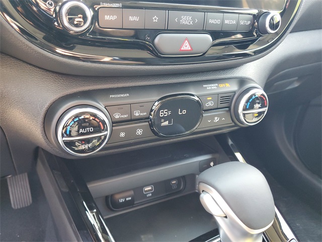 2025 Kia Soul GT-Line photo 19