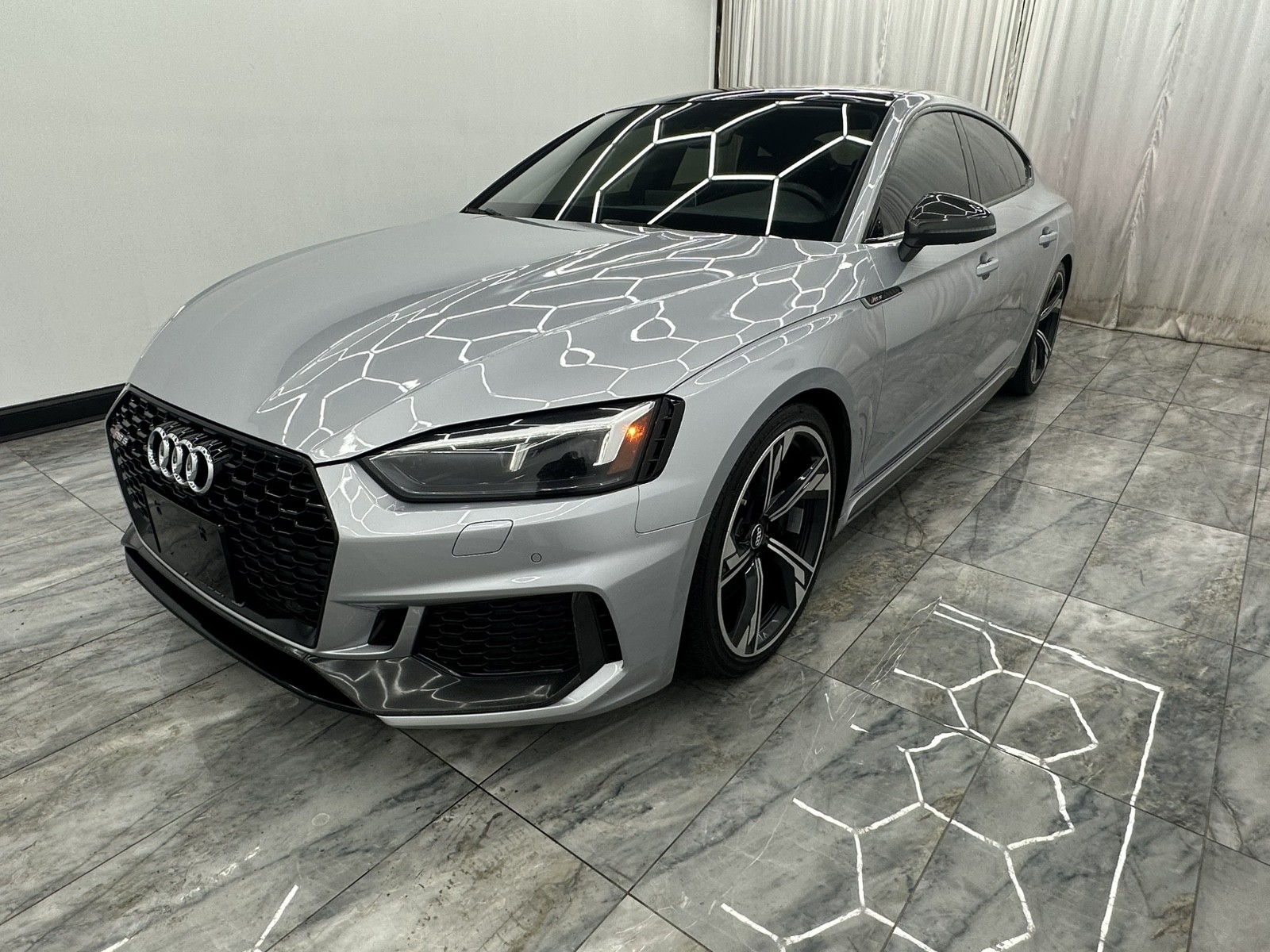 2019 Audi RS 5 photo 4