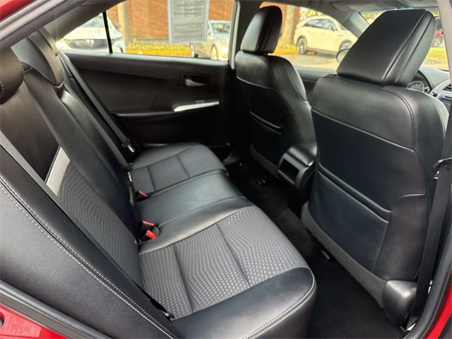 2014 Toyota Camry L photo 16