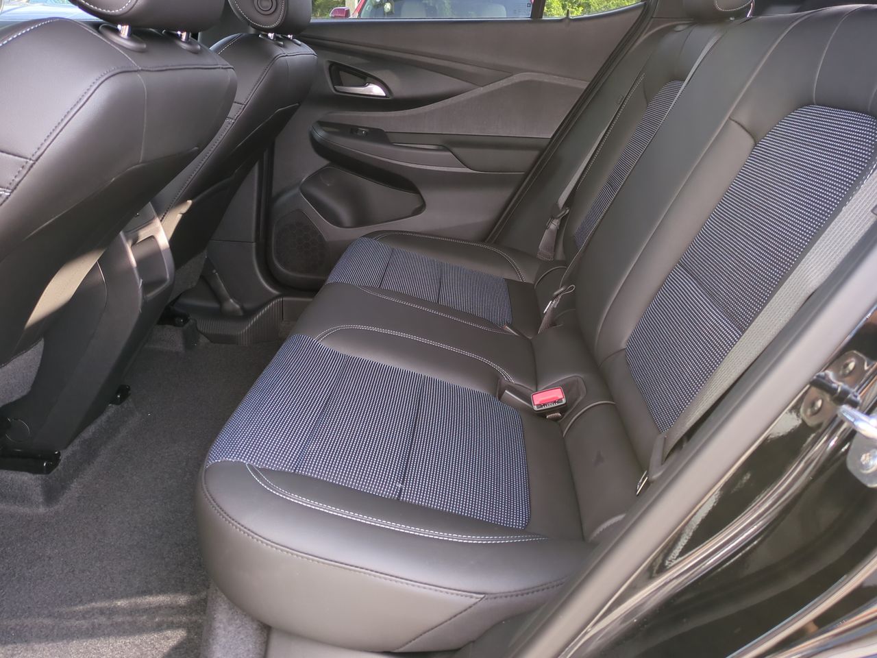 2025 Buick Envista Preferred photo 24