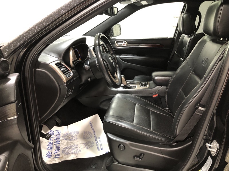 2017 Jeep Grand Cherokee Overland photo 14