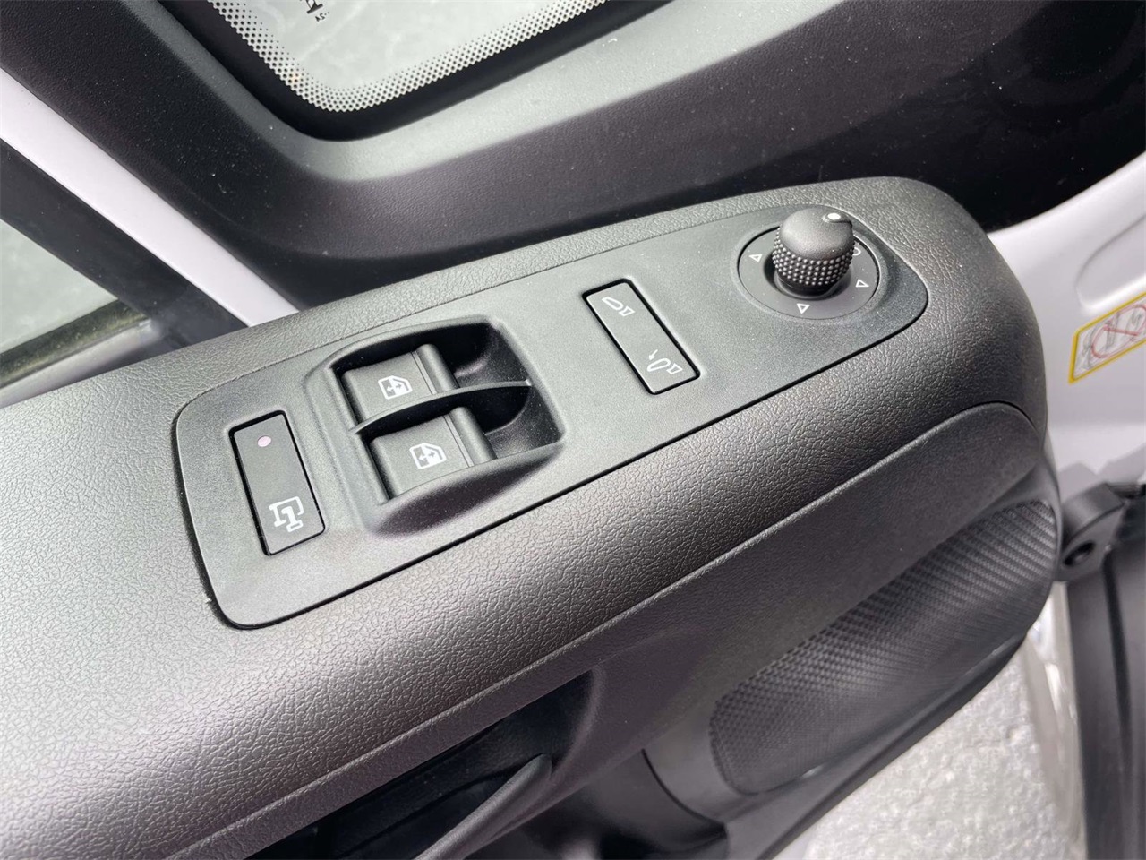 2024 Ram ProMaster 1500 photo 22