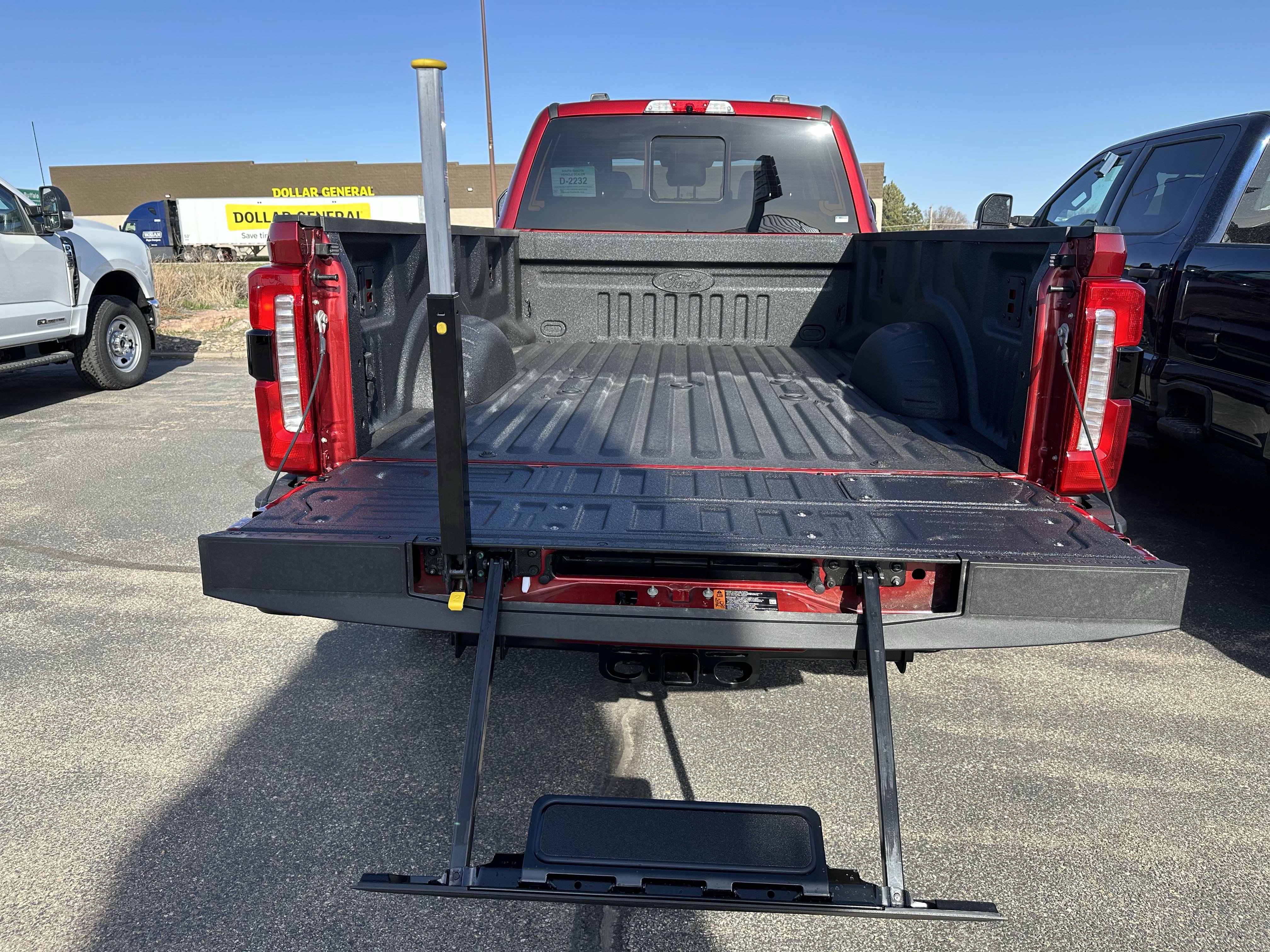 New 2025 Ruby Red Metallic Tinted Clearcoat Ford LARIAT image 20