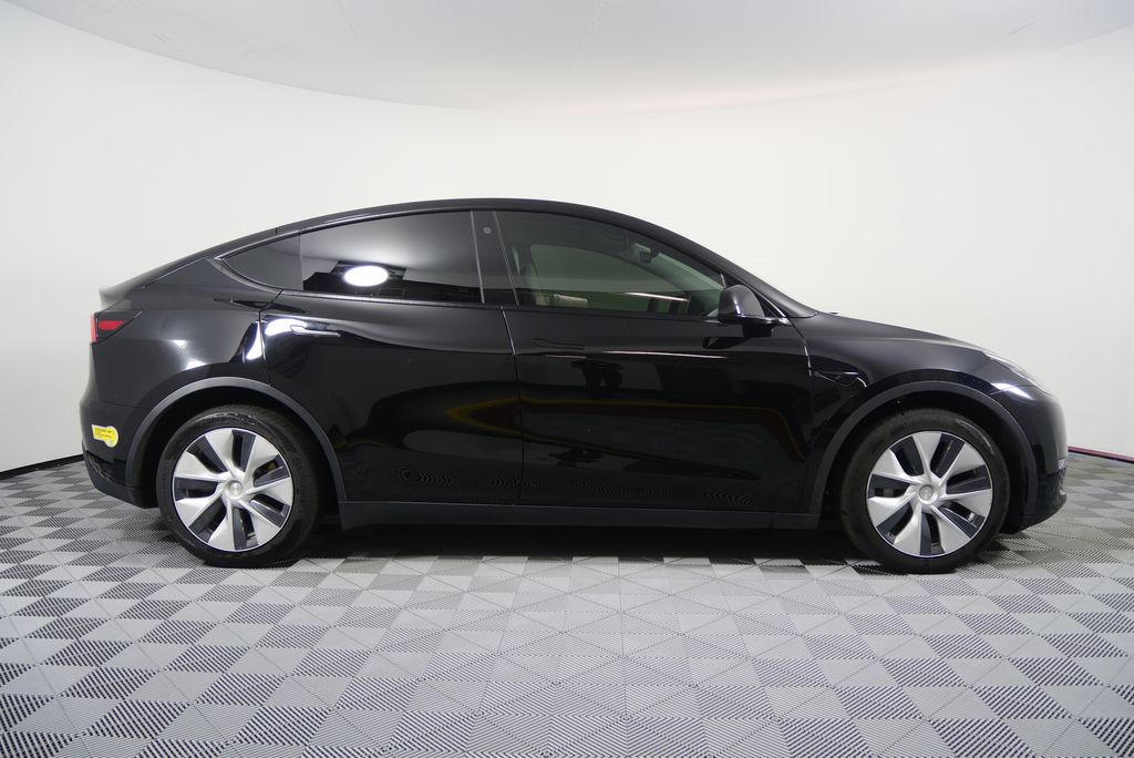 Used 2021 Tesla Model Y Long Range with VIN 5YJYGDEE5MF089839 for sale in Northfield, Minnesota