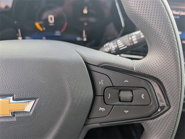 2025 Chevrolet Trax LT photo 14