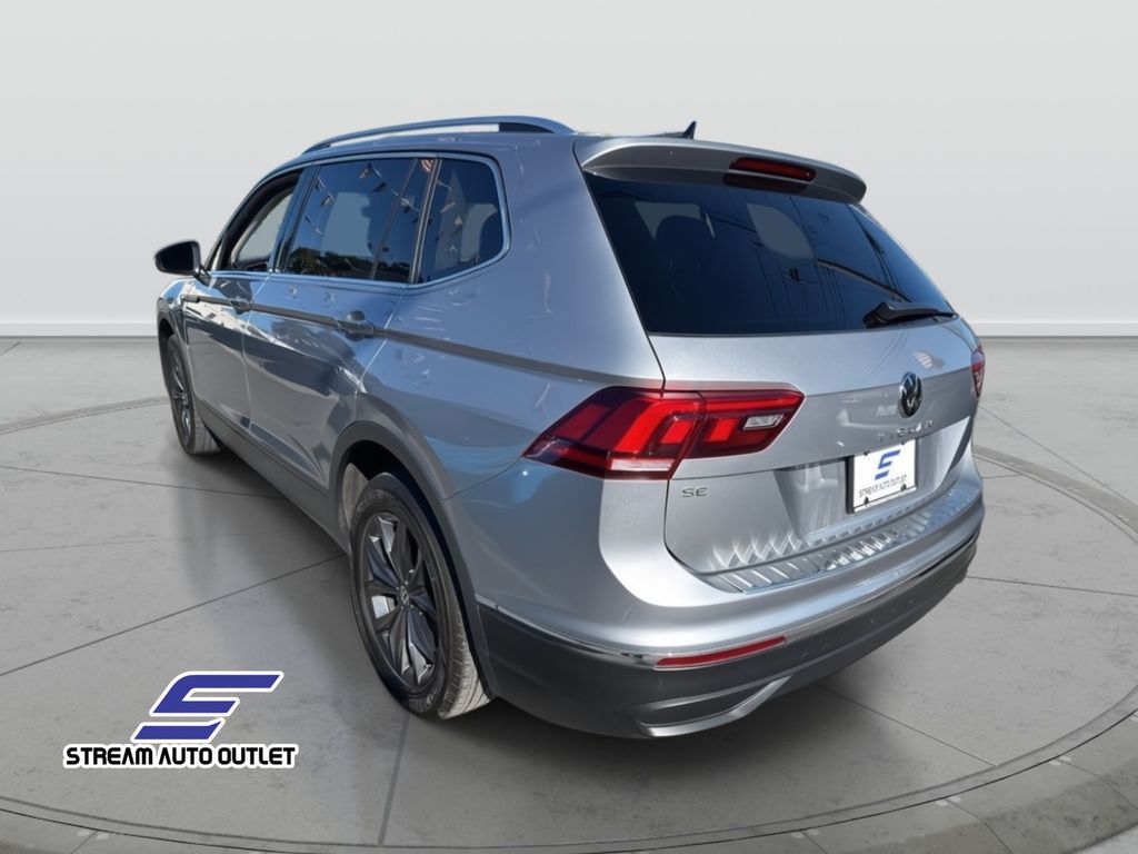 2023 Volkswagen Tiguan SE photo 6