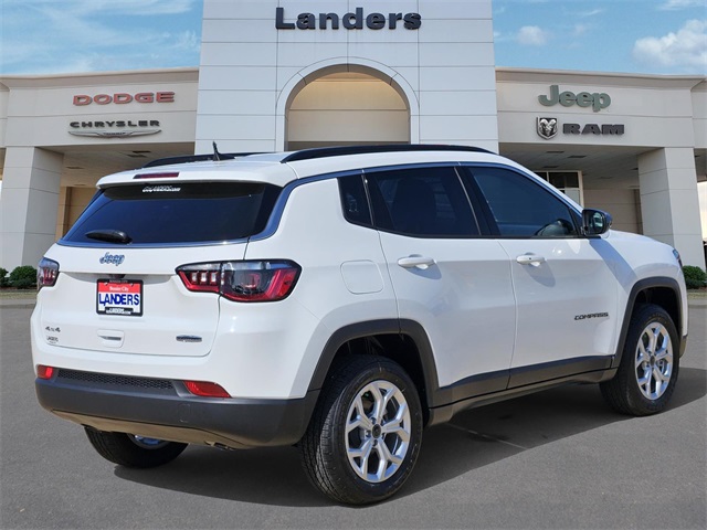 2025 Jeep Compass North Edition Latitude photo 2