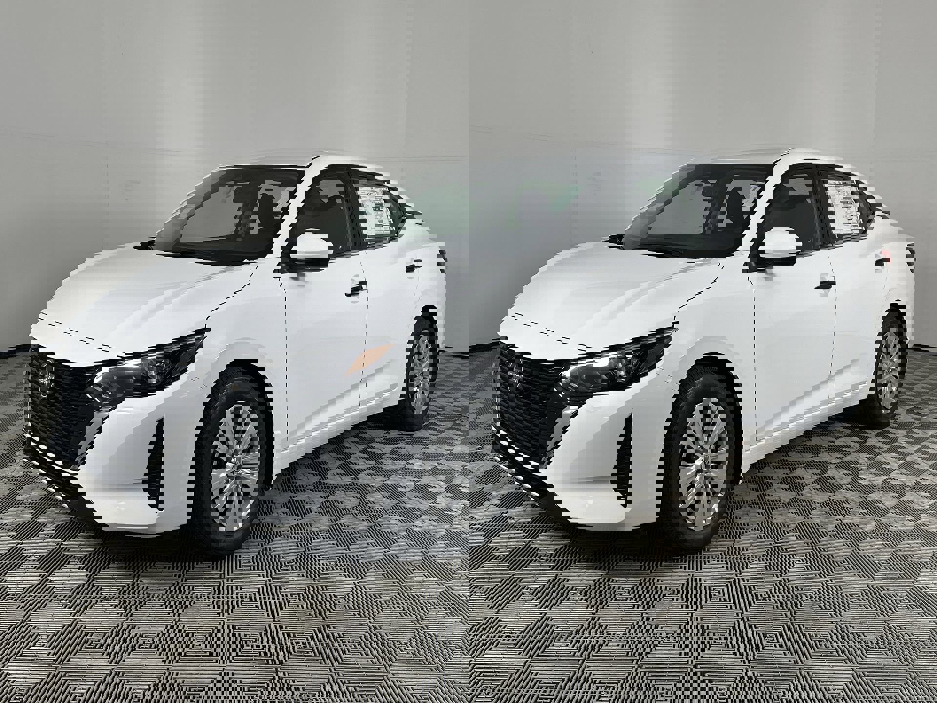 2025 Nissan Sentra S photo 3