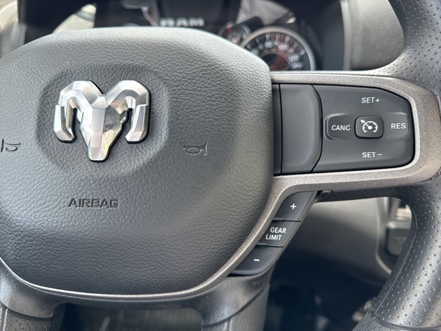 2023 Ram 2500 Tradesman photo 15