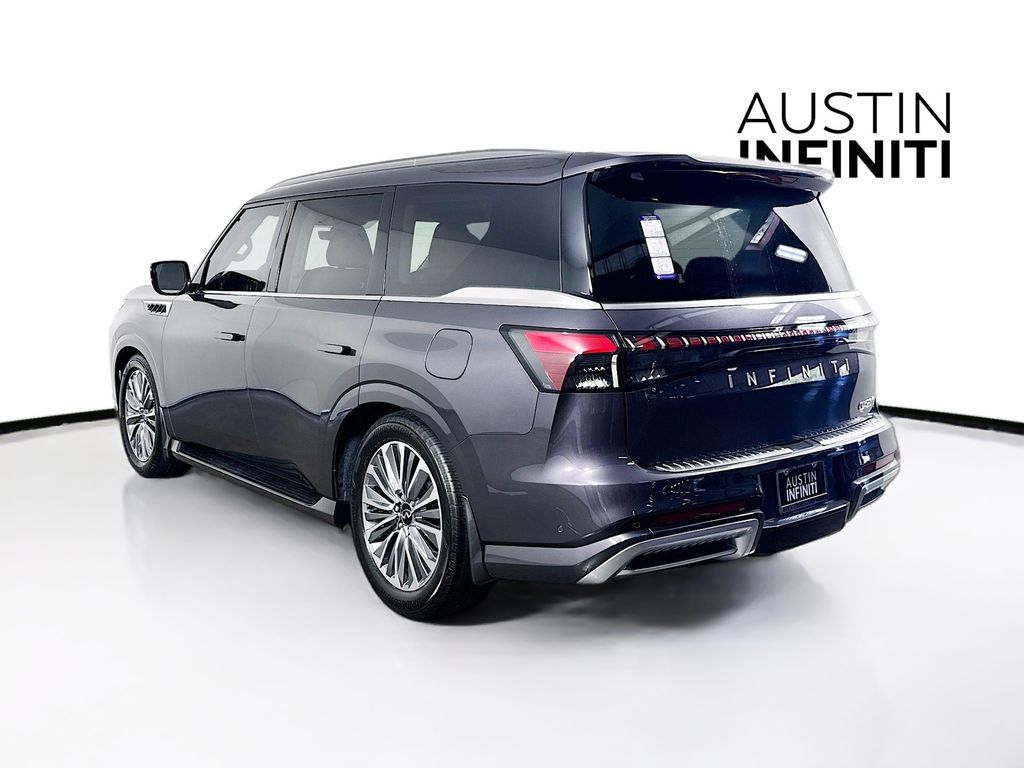 2026 Infiniti QX80 Luxe photo 4