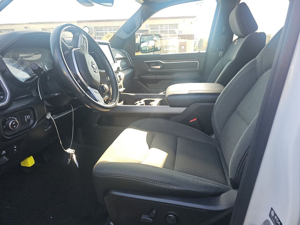 2022 Ram 1500 Big Horn Lone Star photo 3