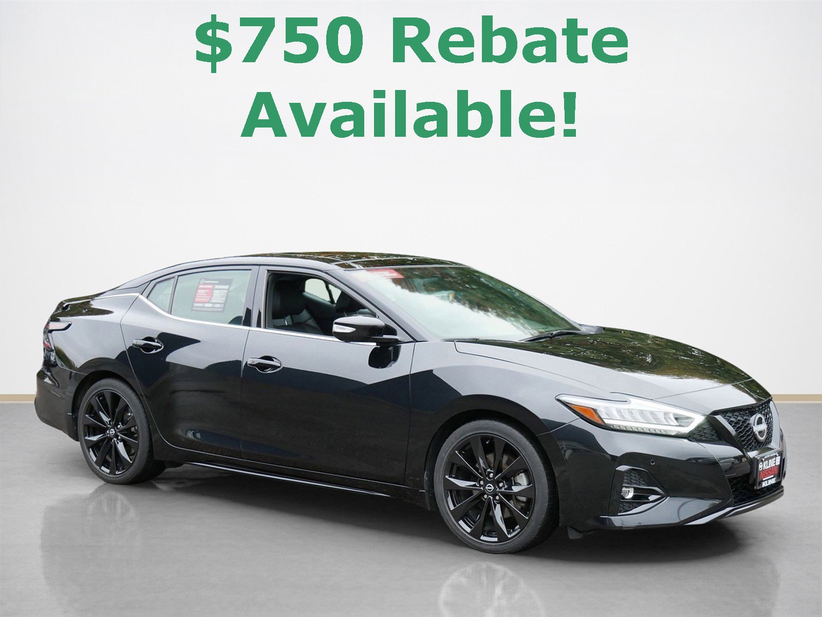 2023 Nissan Maxima SR's photo