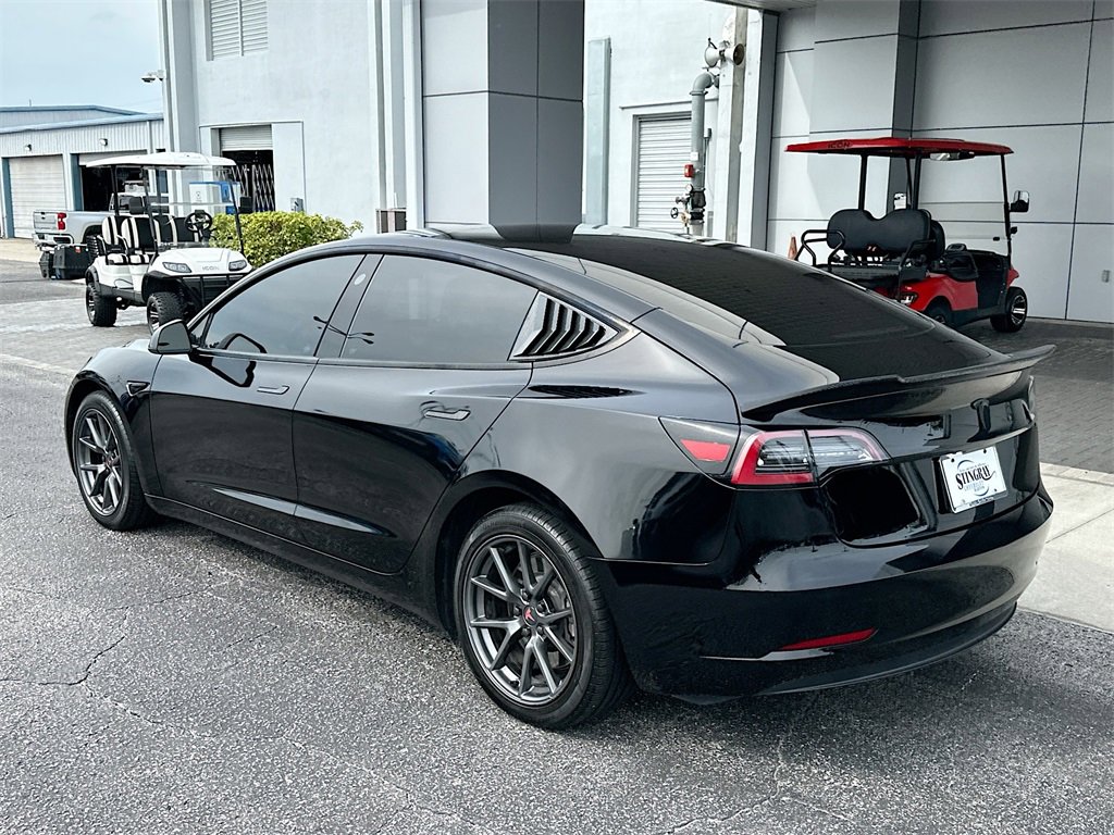 2023 Tesla Model 3 photo 5