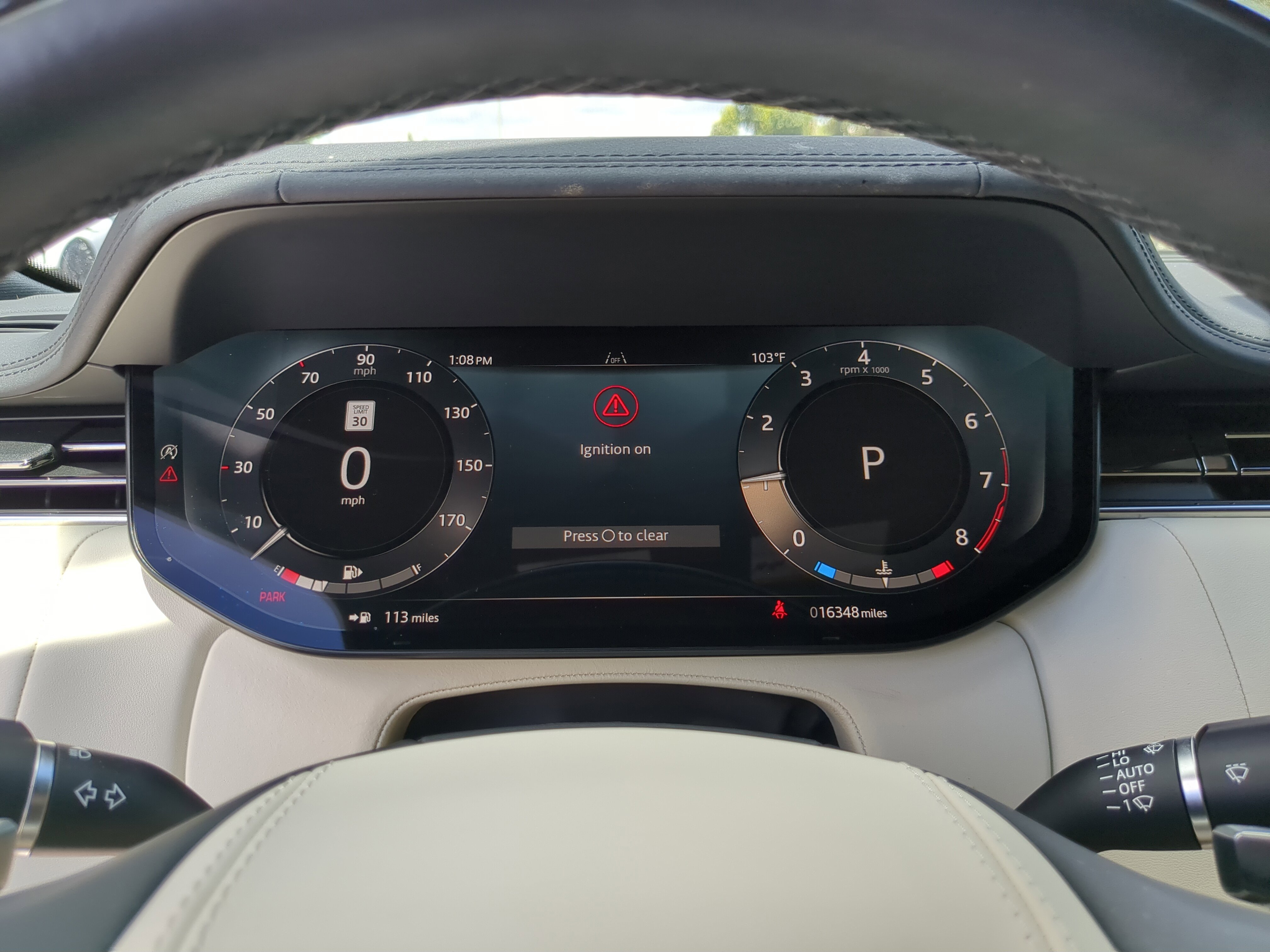 2025 Land Rover Range Rover SE photo 19