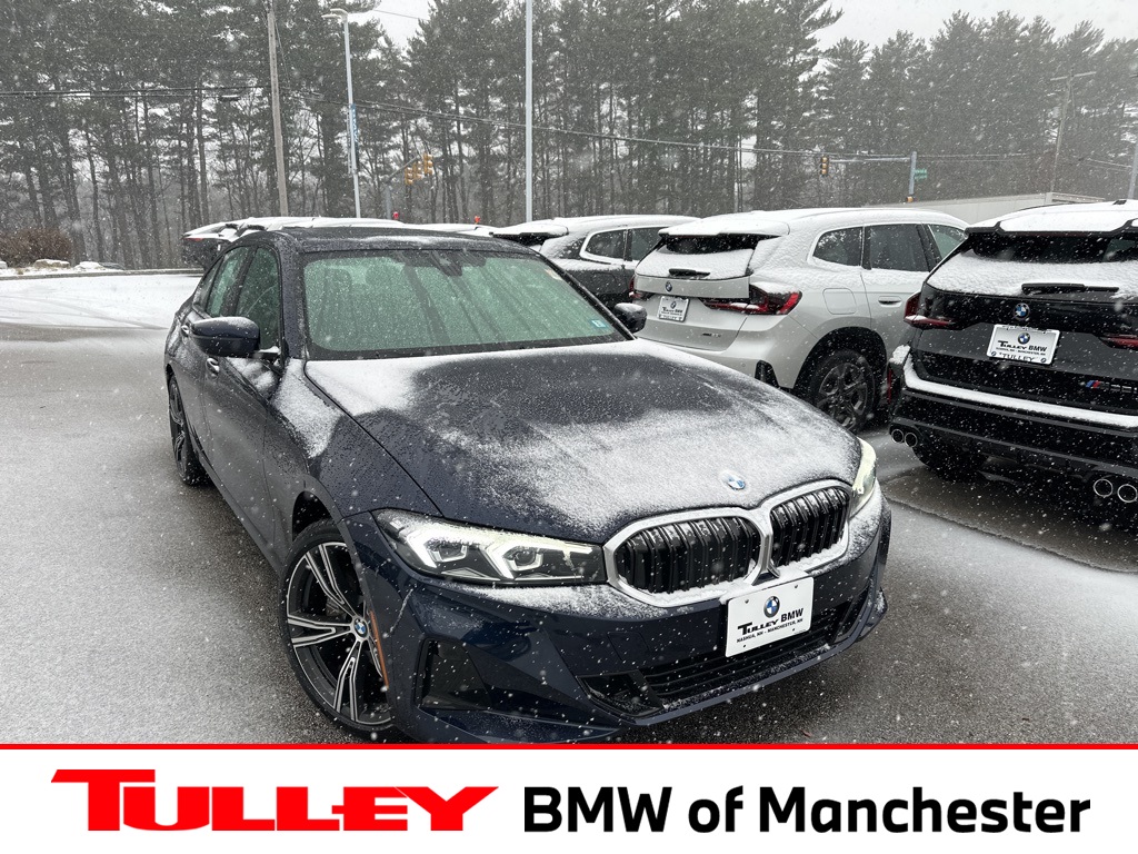 2023 BMW 3 Series 330i's photo