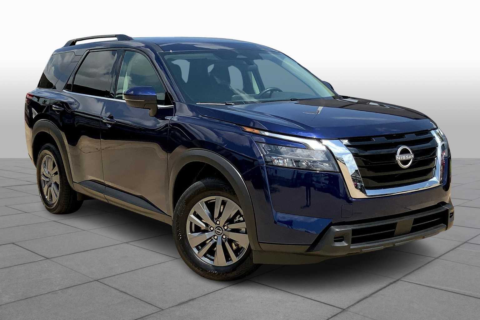 2025 Nissan Pathfinder SV photo 2