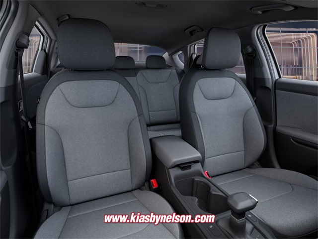 2025 Kia K4 LXS photo 13