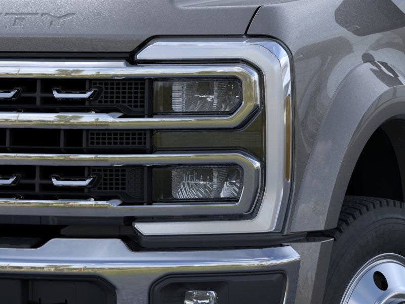 2026 Ford F-450 photo 18