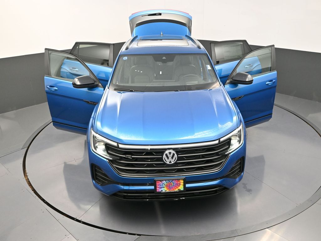 2025 Volkswagen Atlas Cross Sport SEL R-Line photo 27