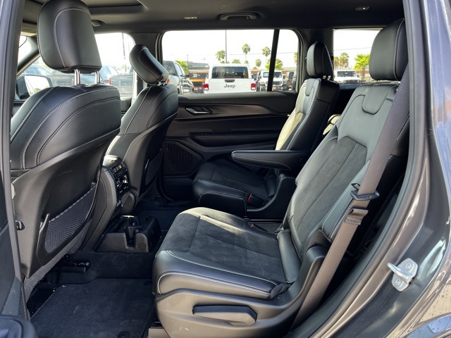 2025 Jeep Grand Cherokee Altitude X photo 15