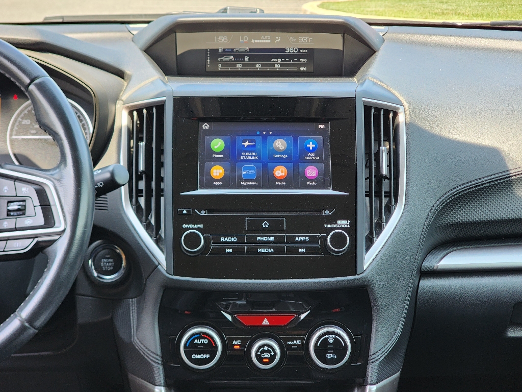 2020 Subaru Forester Premium photo 3