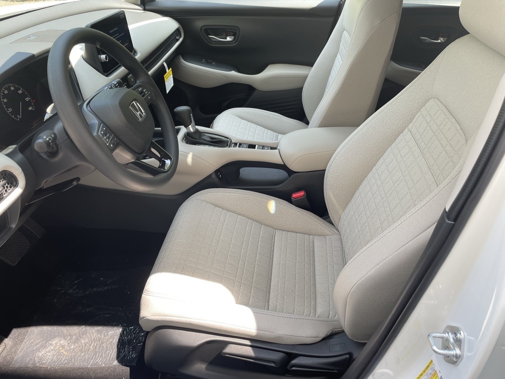 2026 Honda HR-V LX photo 9