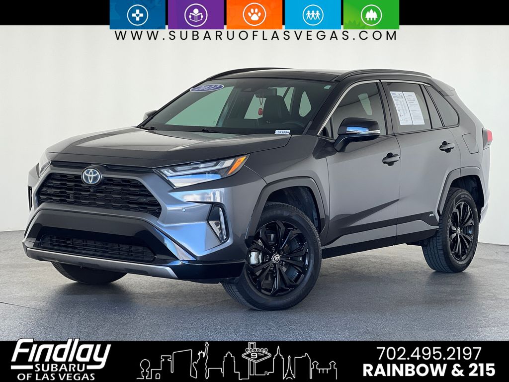 2022 Toyota RAV4 XSE's photo