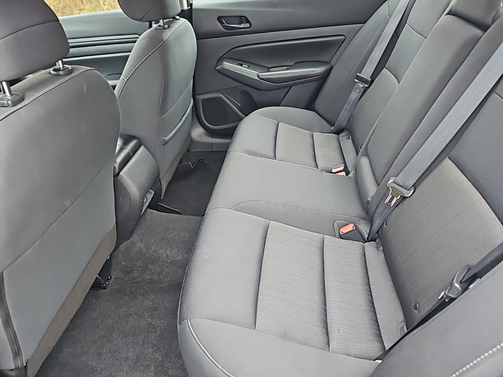 2024 Nissan Altima 2.5 SV photo 4