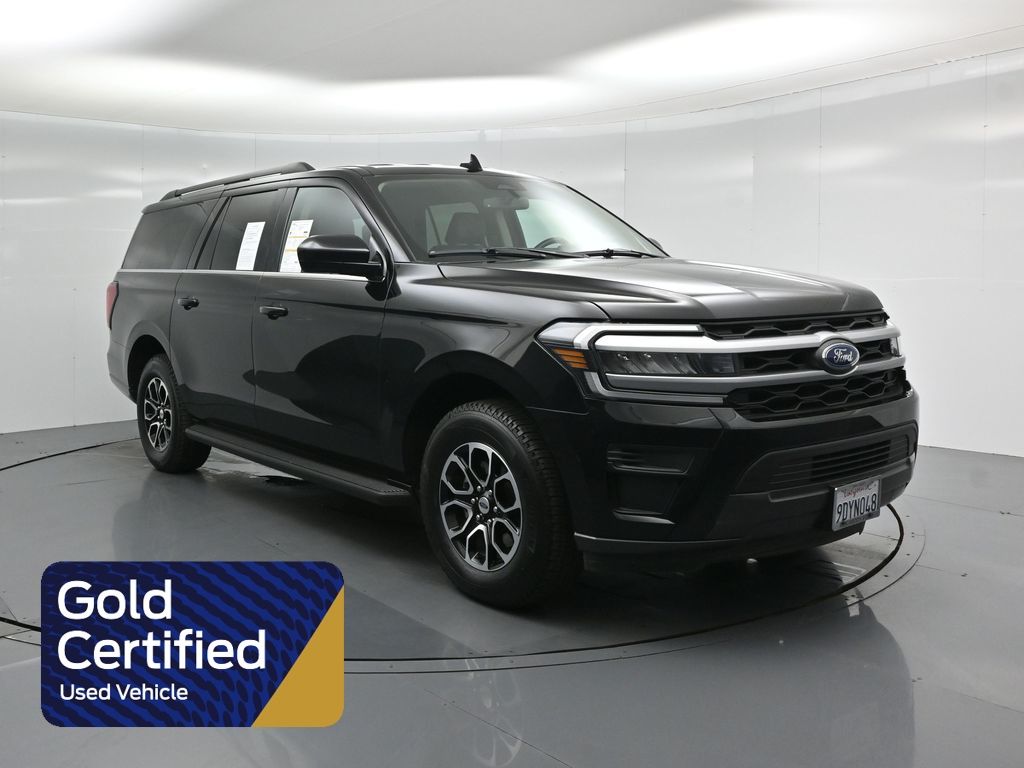 2022 Ford Expedition XLT's photo