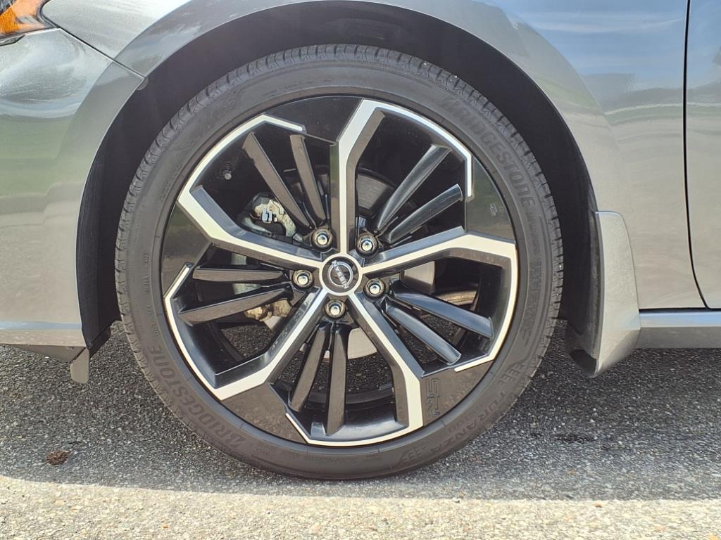 2024 Nissan Altima 2.5 SR photo 2