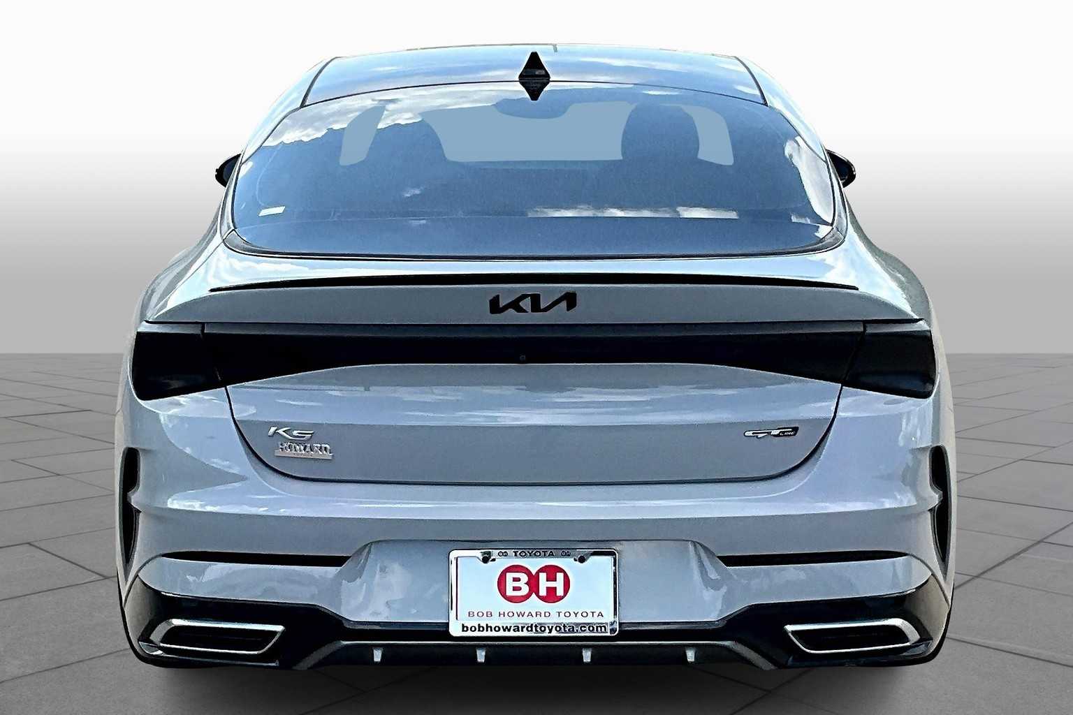 2022 Kia K5 GT-Line photo 4