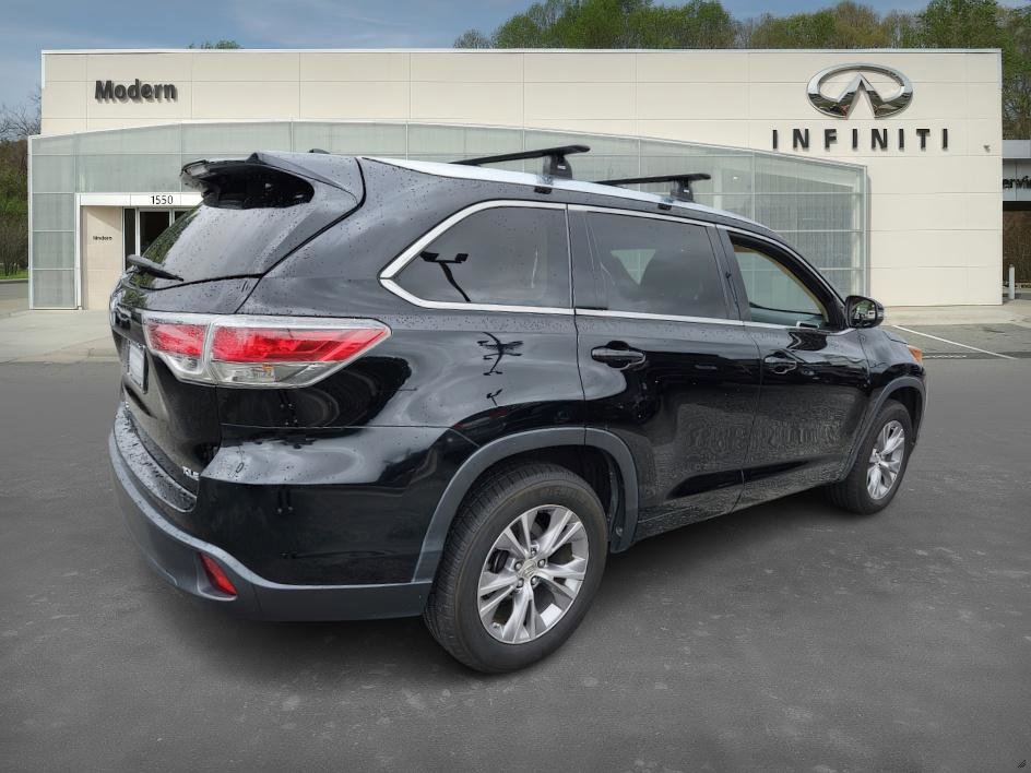 2015 Toyota Highlander XLE photo 2