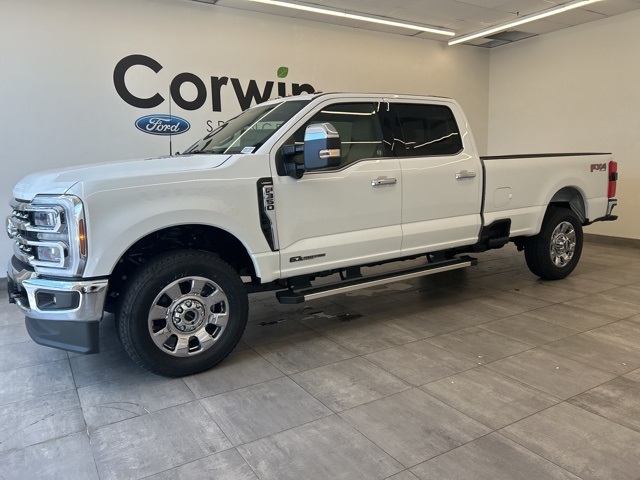 2025 Ford F-350 Lariat photo 16