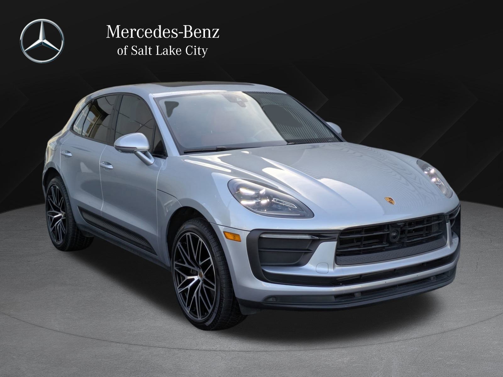 2023 Porsche Macan T