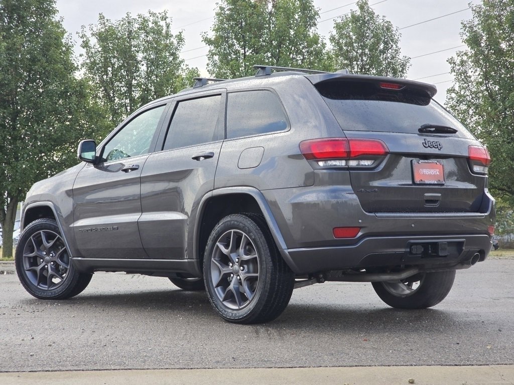 2021 Jeep Grand Cherokee Anniversary Edition photo 5