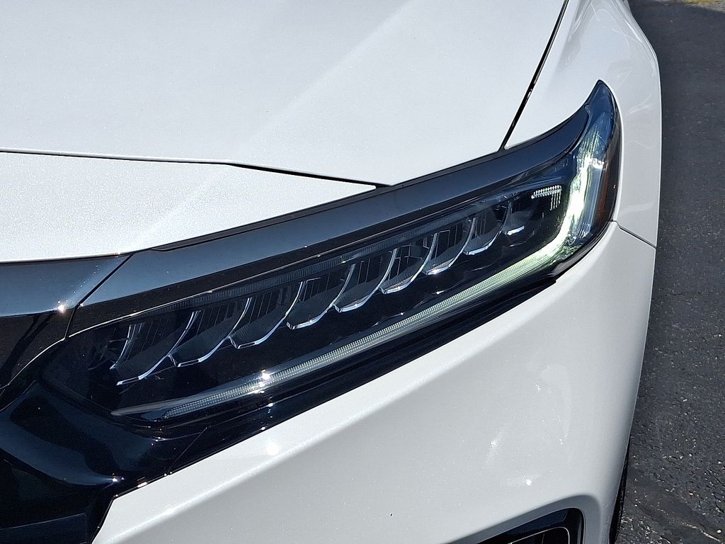 2021 Honda Accord 1.5T Sport photo 9
